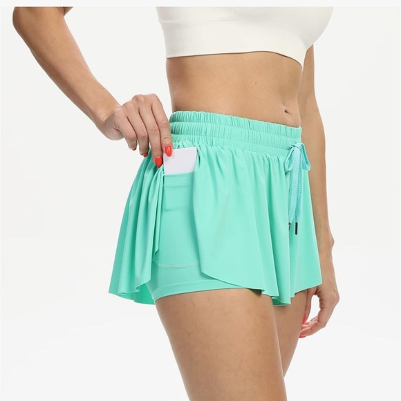 🔆🩵 Mint Green 2 in 1 Flowy Butterfly Running Shorts - Picture 1 of 7